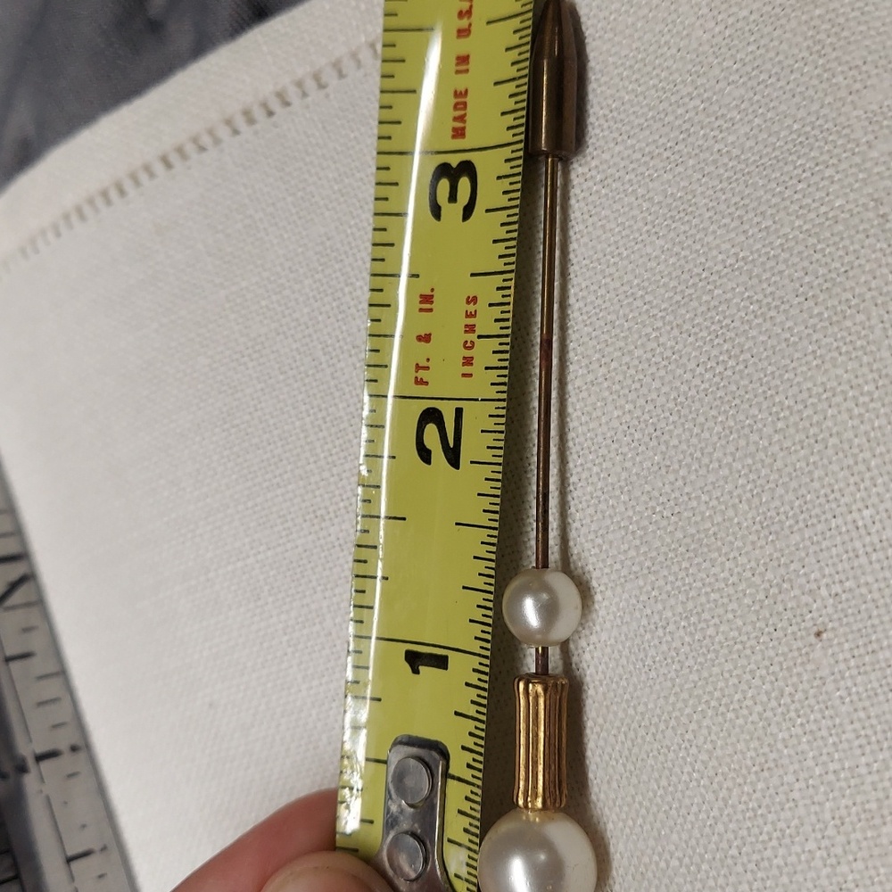 Elegant Golden and Pearl Stick / Hat Pin Vintage - Picture 5 of 5
